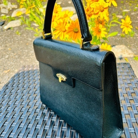 Valentino Garavani Midnight Black Leather Handbag Satchel. 🌸💝🌸 - Picture 2 of 13